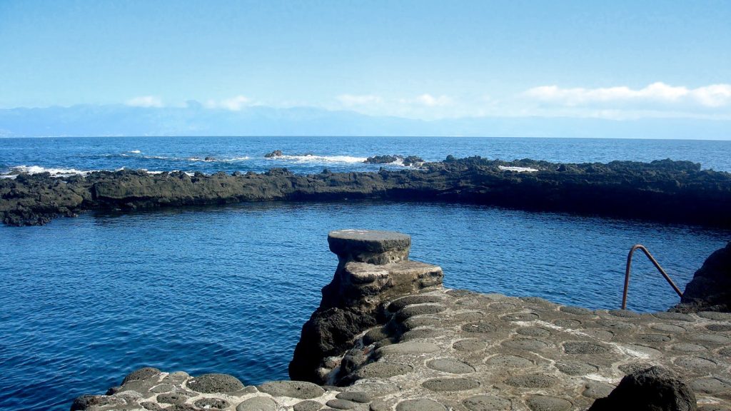 prainha-pico-acores-zona-balnear